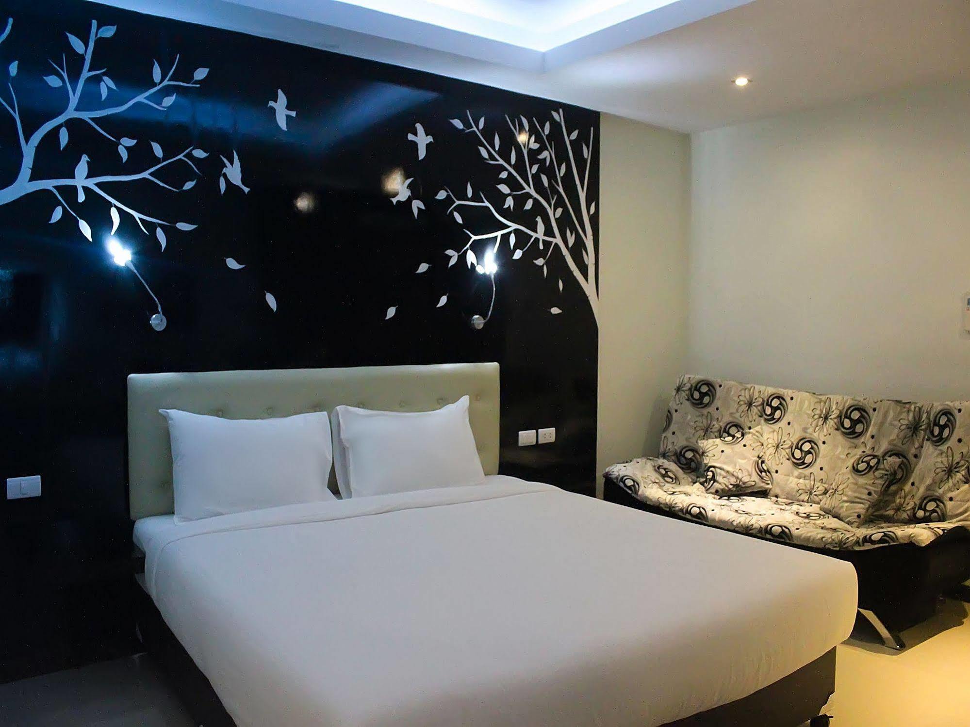 Md Grand Hotel Nakhon Nakhon Si Thammarat Exteriör bild